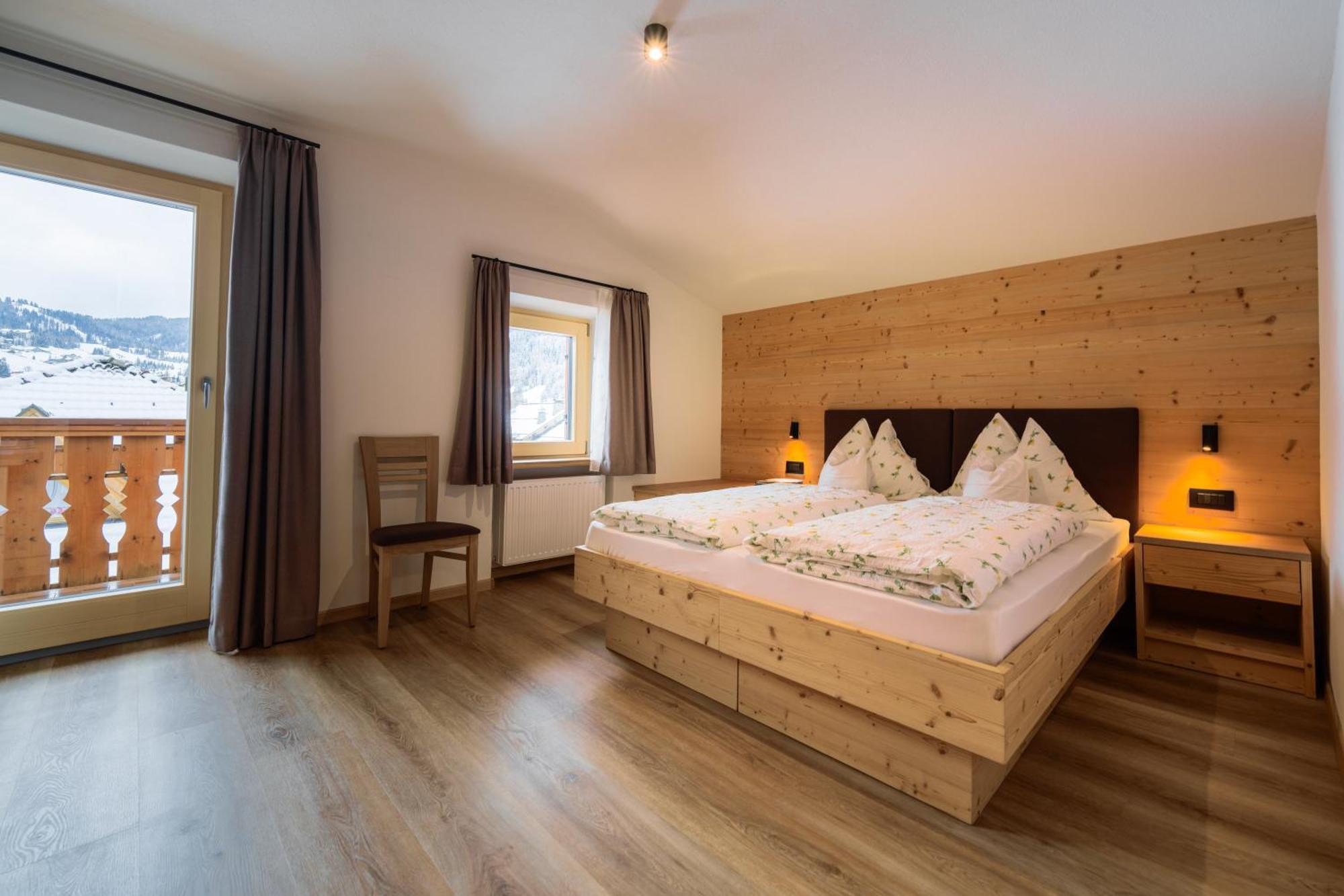 Hotel Garni Edera Corvara Pokoj fotografie